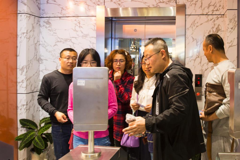 伟德betvictor网页版